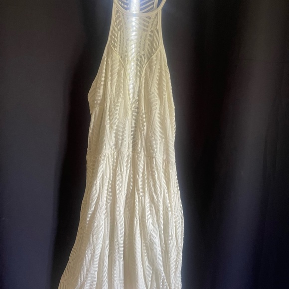 Ivory Summer Lace Mini Dress 🤍🔥🤍 - Picture 3 of 3